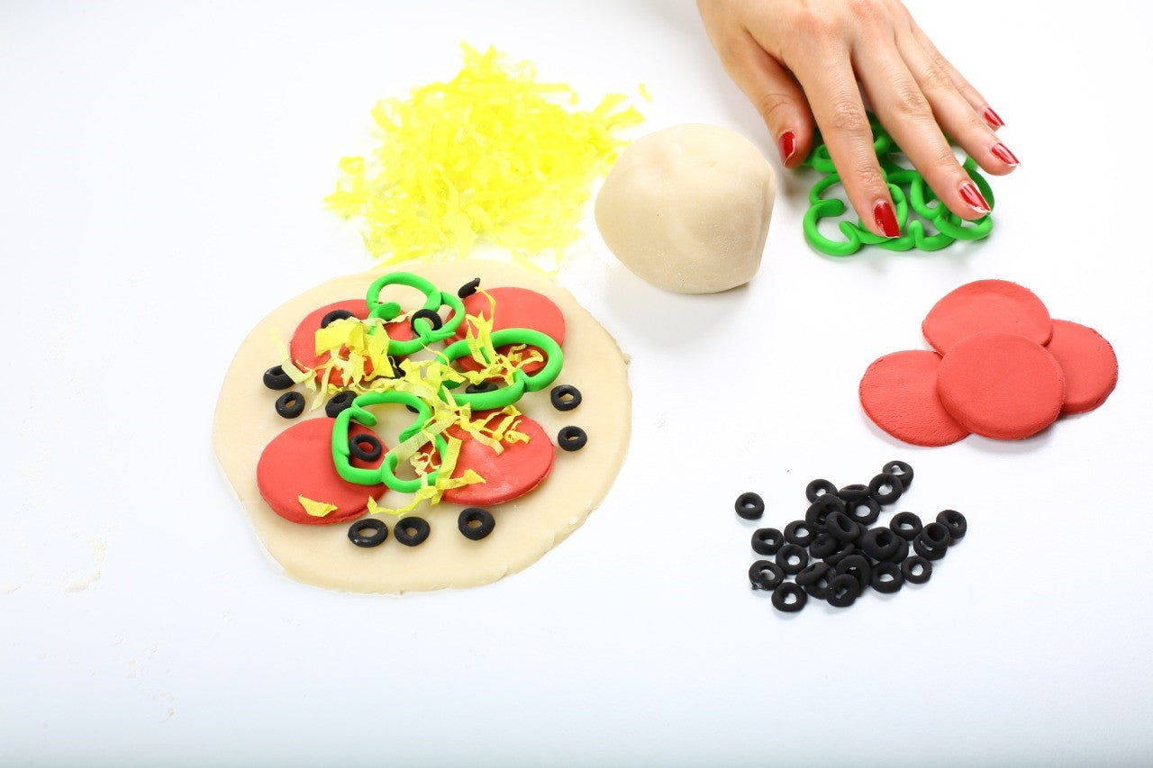 Yippee - Sensory Pizza Kit by Rahma Yippee - Sensory Pizza Kit by Rahma