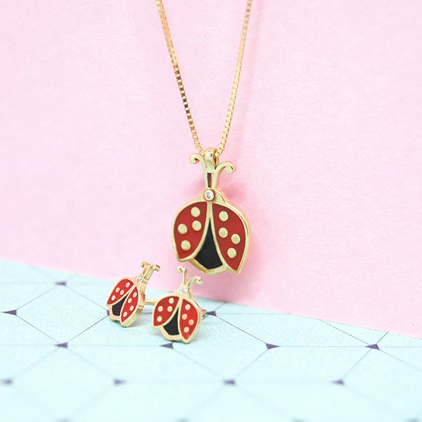 Little Ladybug Diamond Necklace | Enamel Collection