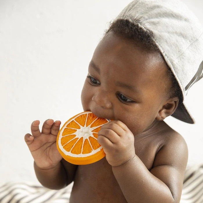 OLI & CAROL - Clementino the Orange - Teether & Bath Toy OLI & CAROL - Clementino the Orange - Teether & Bath Toy