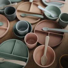 Load image into Gallery viewer, MUSHIE - Silicone Suction Bowl - Blush - BambiniJO | Buy Online | Jordan