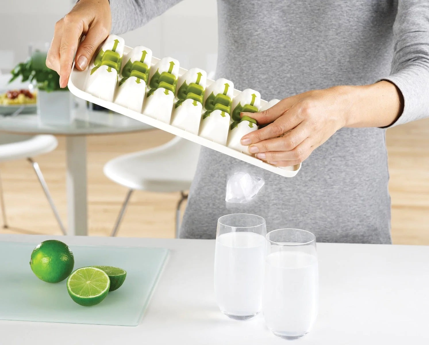 Joseph Joseph - QuickSnap™ Plus Ice Cube Tray | Blue Joseph Joseph - QuickSnap™ Plus Ice Cube Tray | Blue