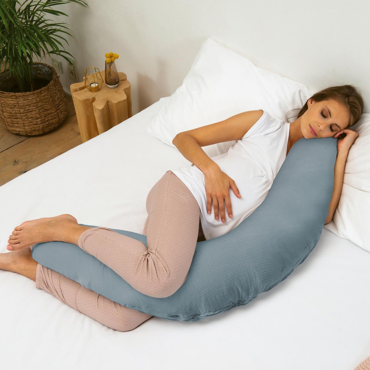doomoo - Comfy Big Blue | Large Multi-use Organic Pillow - BambiniJO | Buy Online | Jordan